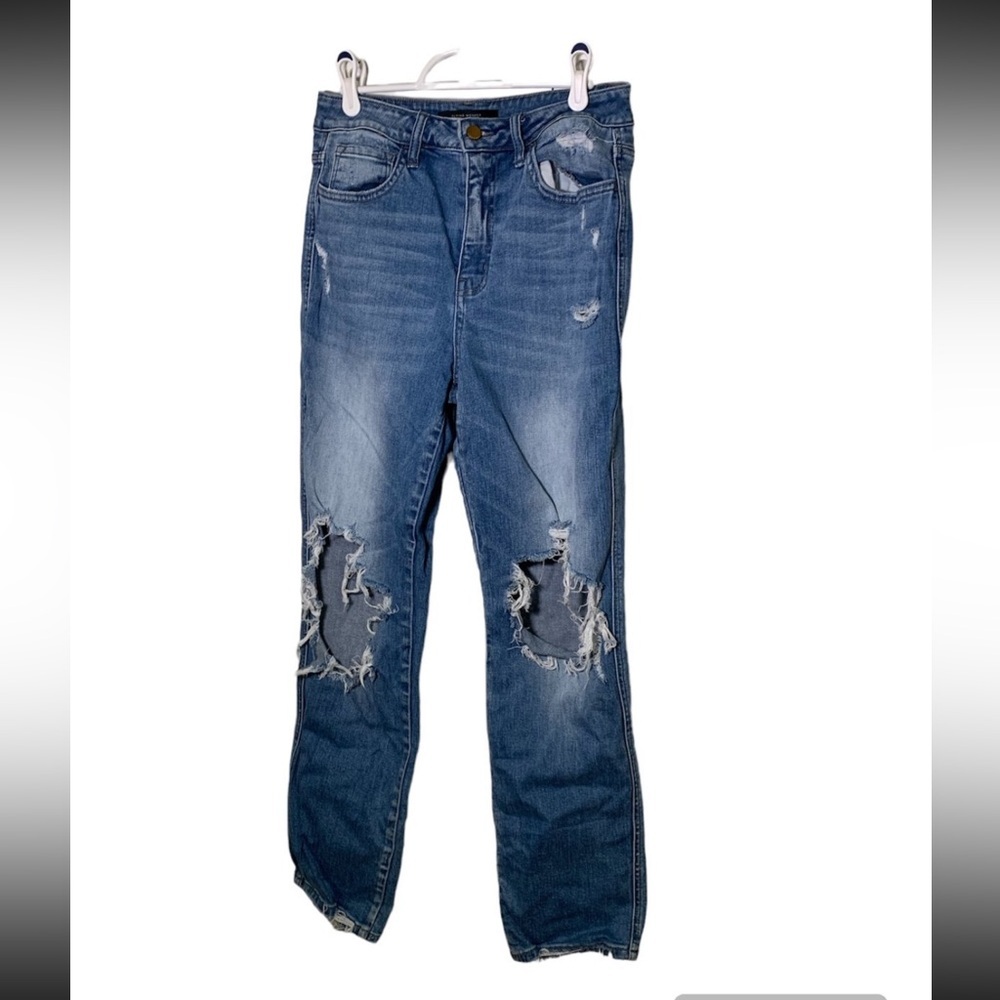 Flying Monkey Size 27 Blue Distressed Ultra High Rise Ankle Straight Jeans‎